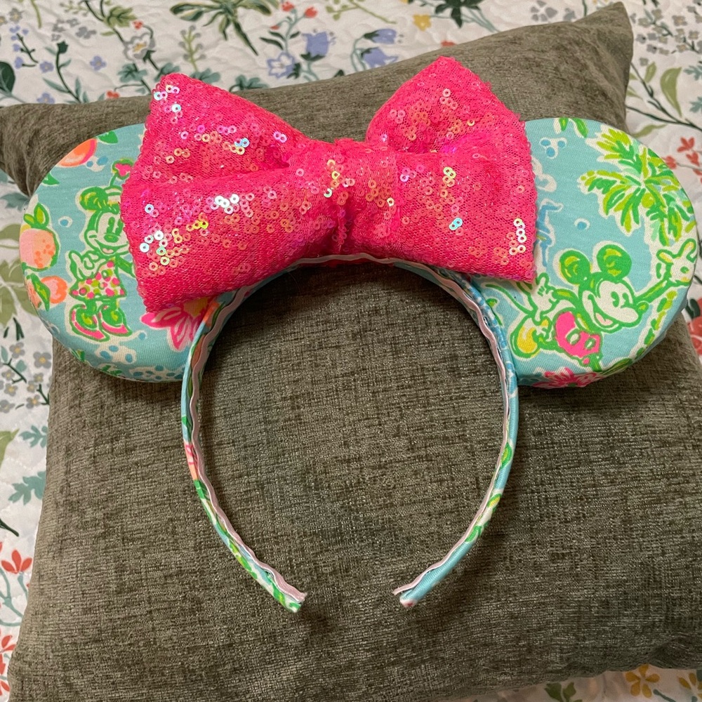 Minnie ears